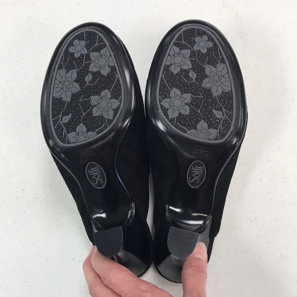 Sofft Suede Scalloped Heels - Picture 6 of 16